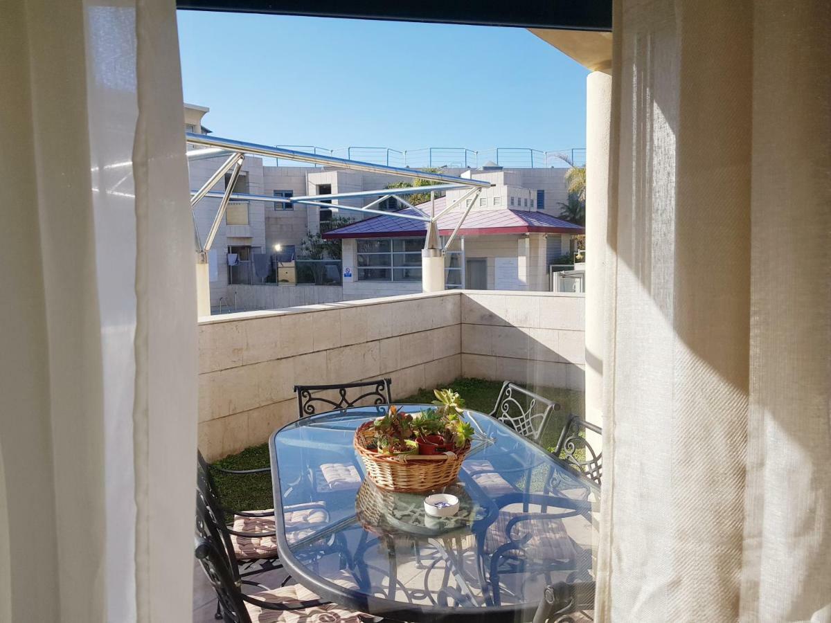 Israel Marina Village, Garden Vacation Apartment Herzliya ภายนอก รูปภาพ